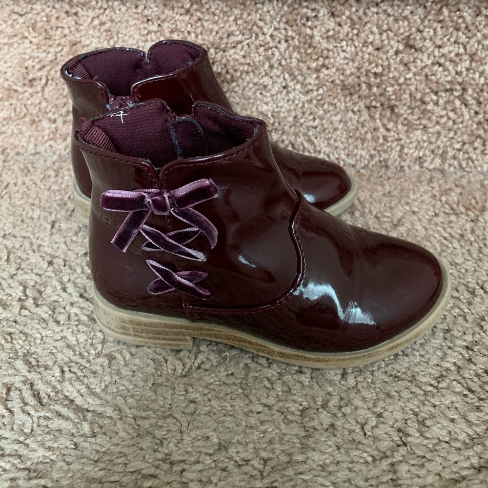 Gymboree Booties (toddler size 7)